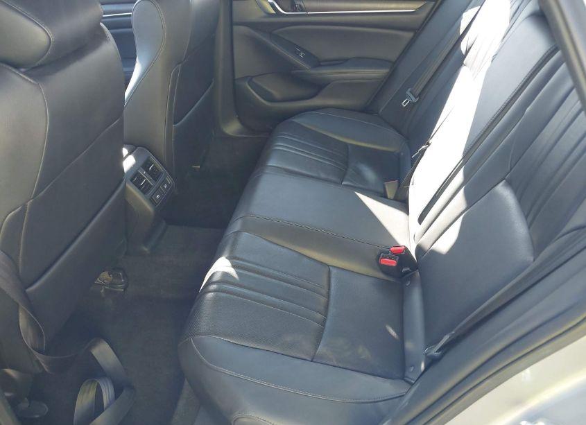 Photo 8 of 2022 Honda Accord HYBRID EX-L (VIN 1HGCV3F59NA015196)