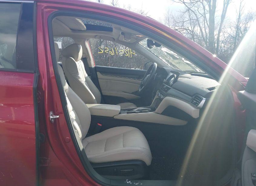 Photo 5 of 2018 Honda Accord HYBRID EX-L (VIN 1HGCV3F5XJA016514)