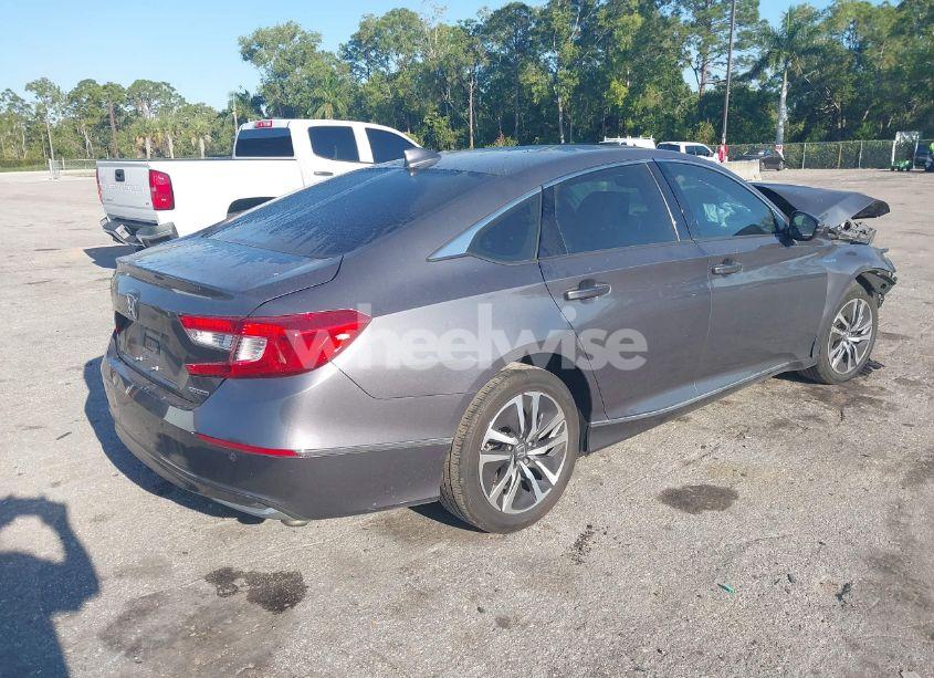 Photo 4 of 2021 Honda Accord HYBRID EX-L (VIN 1HGCV3F5XMA010894)