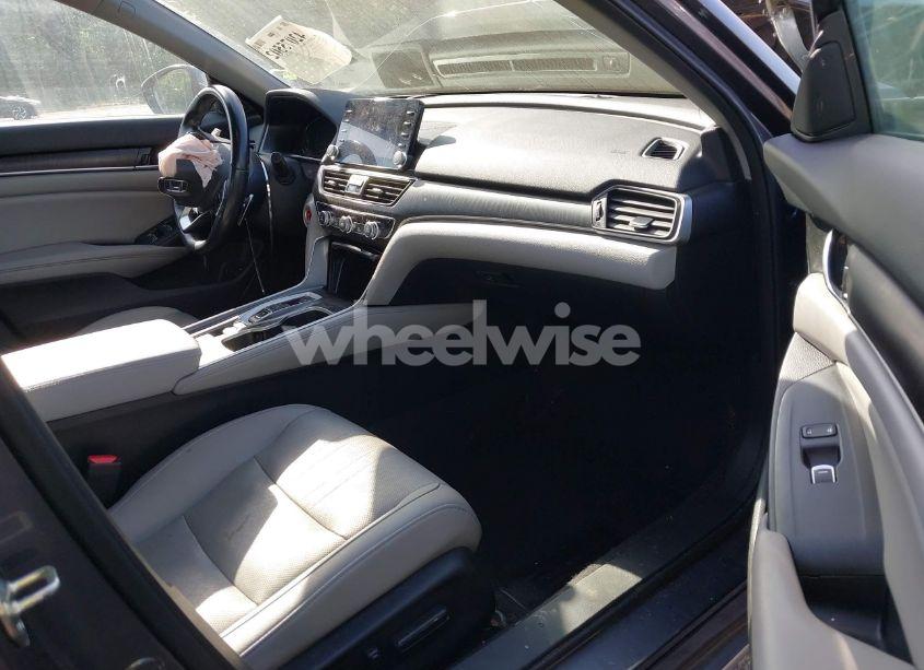 Photo 5 of 2020 Honda Accord HYBRID TOURING (VIN 1HGCV3F90LA013434)