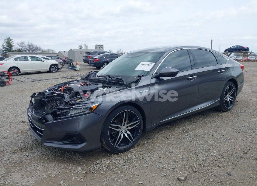 Photo 2 of 2021 Honda Accord HYBRID TOURING (VIN 1HGCV3F90MA001513)