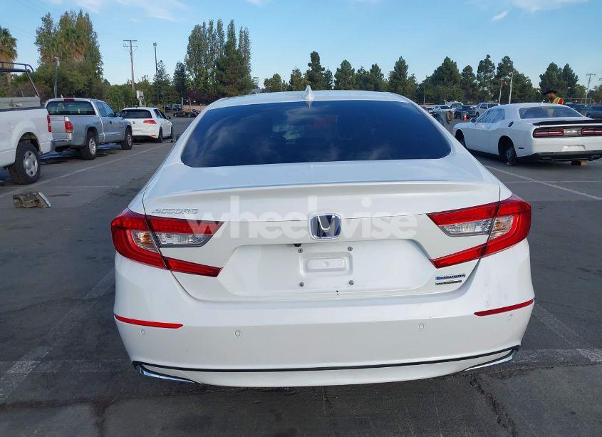 Photo 16 of 2022 Honda Accord HYBRID TOURING (VIN 1HGCV3F90NA009838)