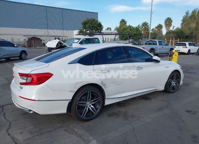Photo 4 of 2022 Honda Accord HYBRID TOURING (VIN 1HGCV3F90NA009838)