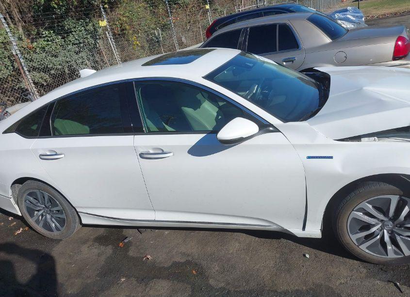 Photo 13 of 2018 Honda Accord HYBRID TOURING (VIN 1HGCV3F91JA014976)