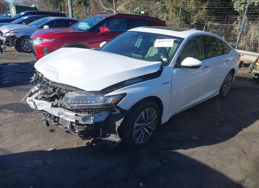 Photo 2 of 2018 Honda Accord HYBRID TOURING (VIN 1HGCV3F91JA014976)