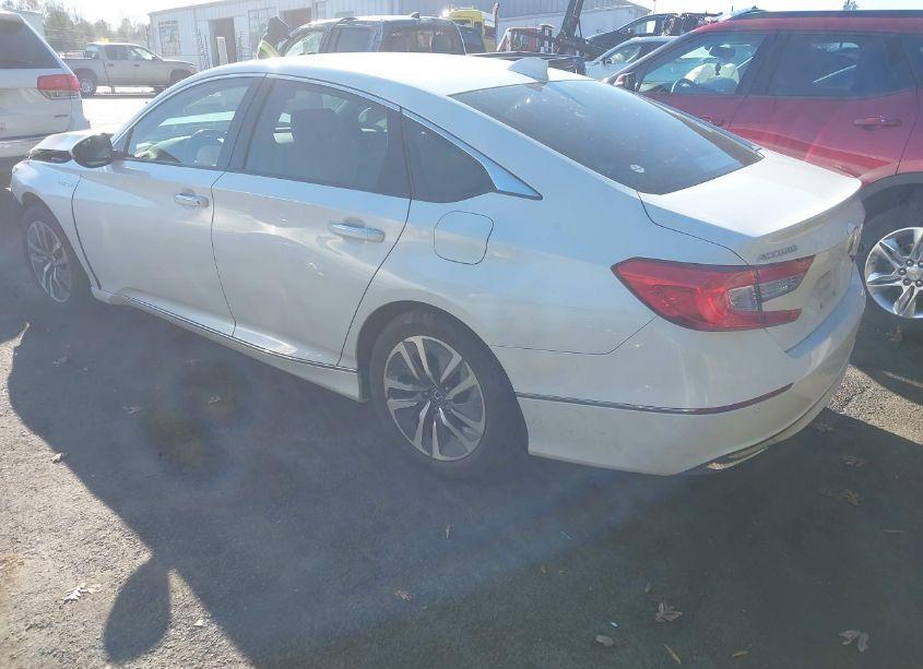 Photo 3 of 2018 Honda Accord HYBRID TOURING (VIN 1HGCV3F91JA014976)