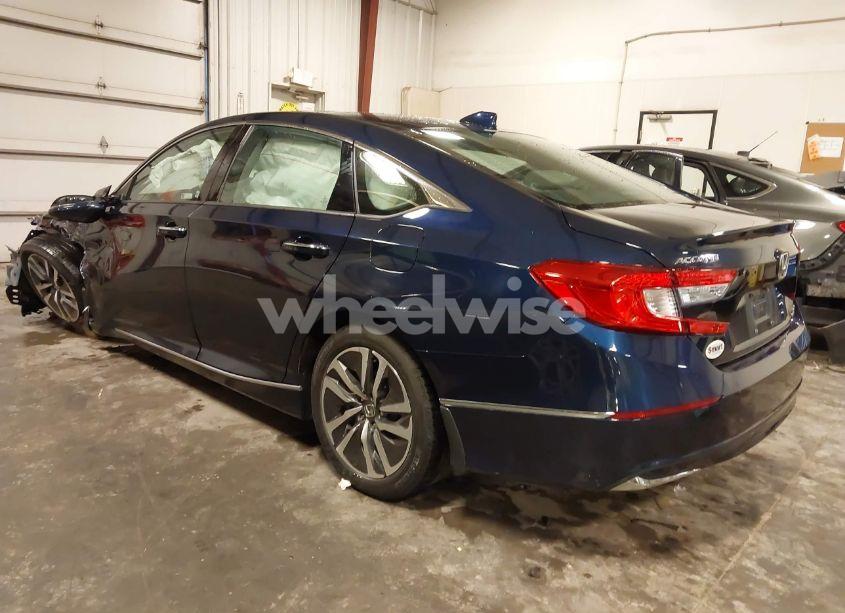 Photo 3 of 2019 Honda Accord HYBRID TOURING (VIN 1HGCV3F92KA005107)