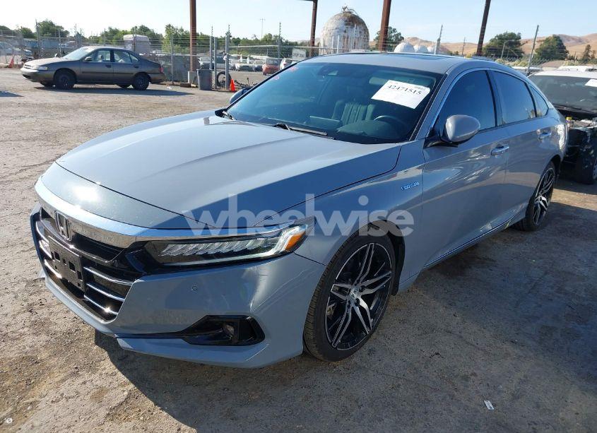 Photo 2 of 2021 Honda Accord HYBRID TOURING (VIN 1HGCV3F92MA005613)