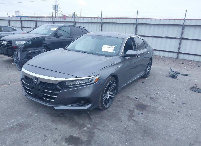 Photo 2 of 2022 Honda Accord HYBRID TOURING (VIN 1HGCV3F93NA016783)