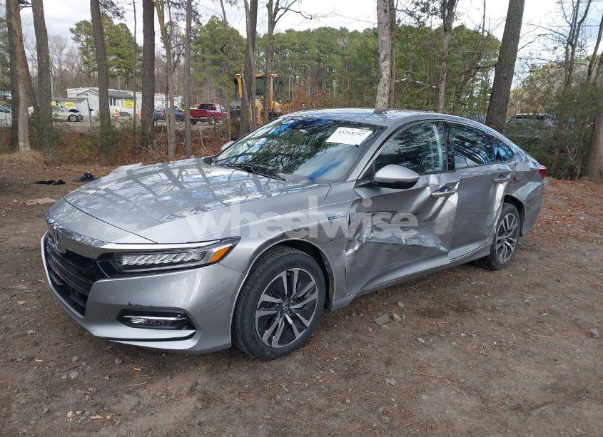 Photo 2 of 2019 Honda Accord HYBRID TOURING (VIN 1HGCV3F94KA008736)