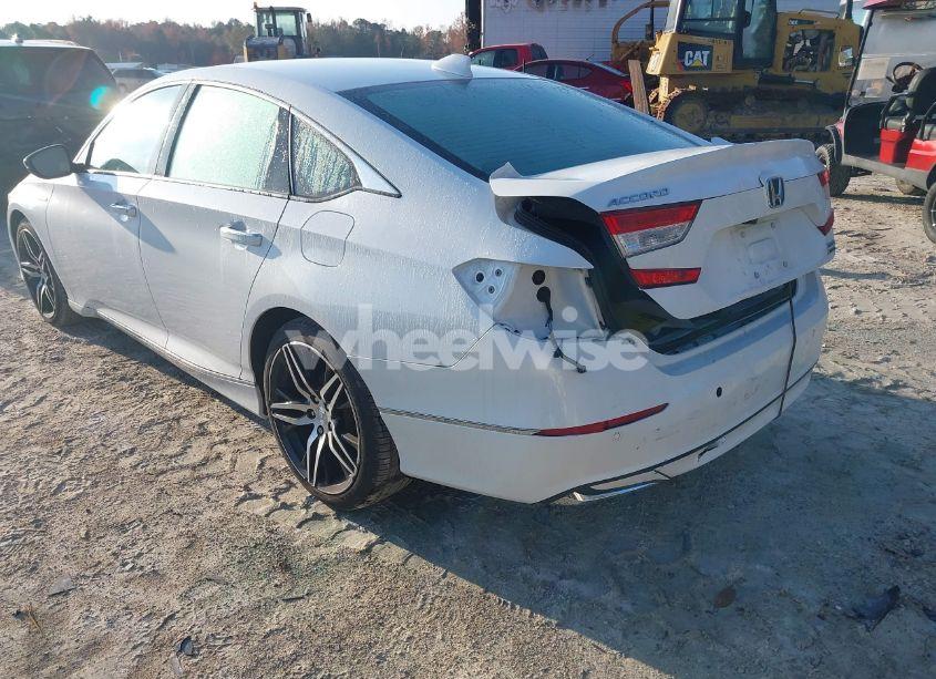 Photo 3 of 2022 Honda Accord HYBRID TOURING (VIN 1HGCV3F94NA000205)