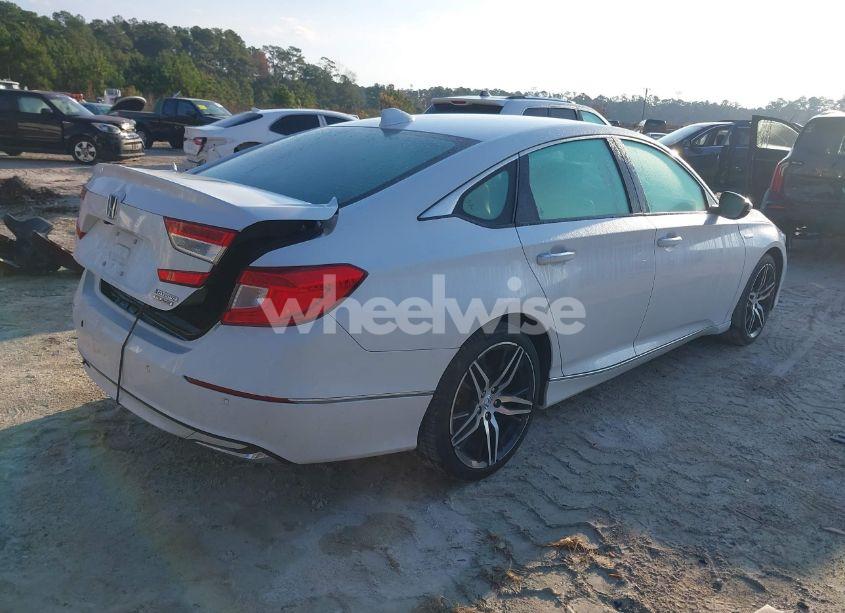 Photo 4 of 2022 Honda Accord HYBRID TOURING (VIN 1HGCV3F94NA000205)