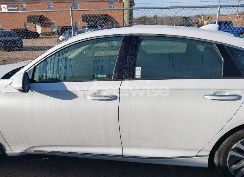 Photo 14 of 2019 Honda Accord HYBRID TOURING (VIN 1HGCV3F95KA000242)