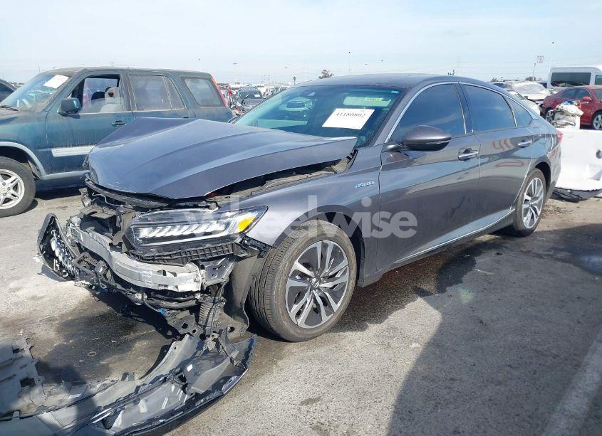 Photo 2 of 2020 Honda Accord HYBRID TOURING (VIN 1HGCV3F95LA009153)