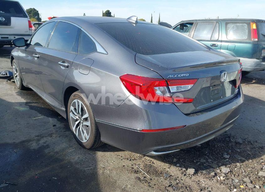 Photo 3 of 2020 Honda Accord HYBRID TOURING (VIN 1HGCV3F95LA009153)