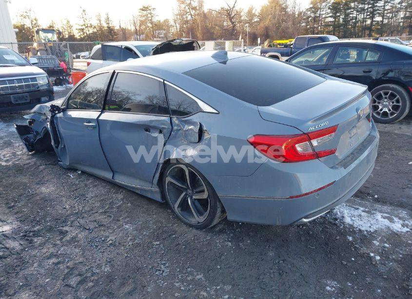 Photo 3 of 2022 Honda Accord HYBRID TOURING (VIN 1HGCV3F95NA010242)