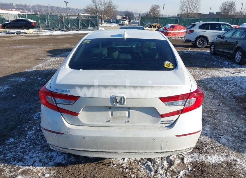 Photo 16 of 2018 Honda Accord HYBRID TOURING (VIN 1HGCV3F97JA002329)