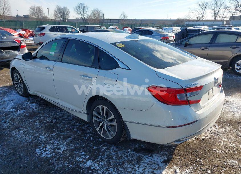 Photo 3 of 2018 Honda Accord HYBRID TOURING (VIN 1HGCV3F97JA002329)