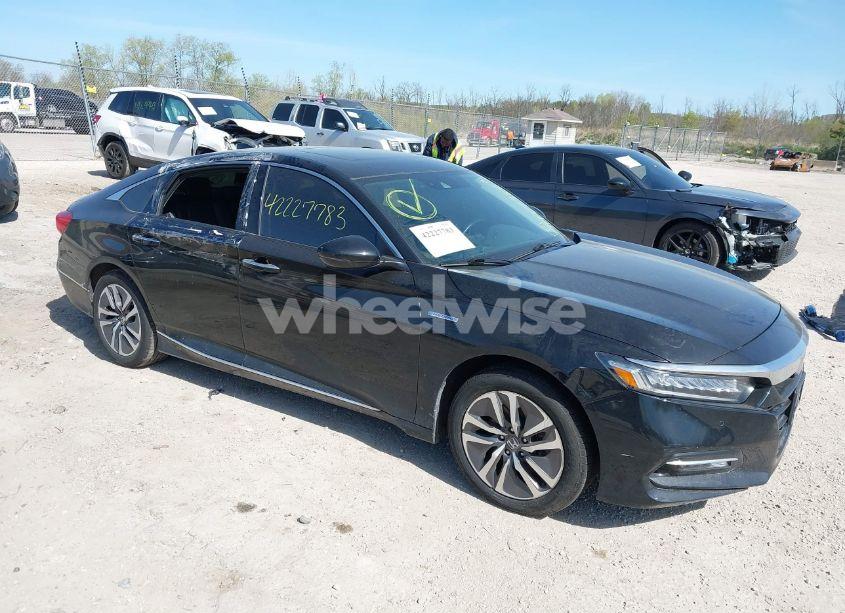 2018 Honda Accord HYBRID TOURING (VIN 1HGCV3F98JA008107) main photo