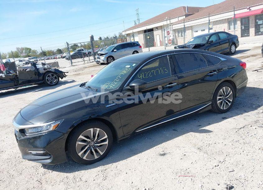 Photo 2 of 2018 Honda Accord HYBRID TOURING (VIN 1HGCV3F98JA008107)