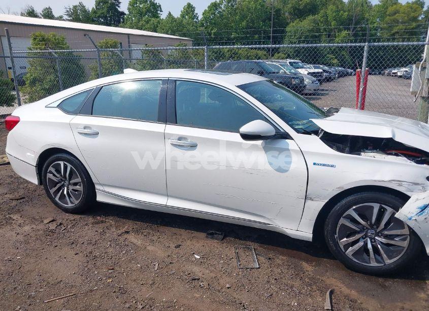 Photo 14 of 2019 Honda Accord HYBRID TOURING (VIN 1HGCV3F98KA001286)