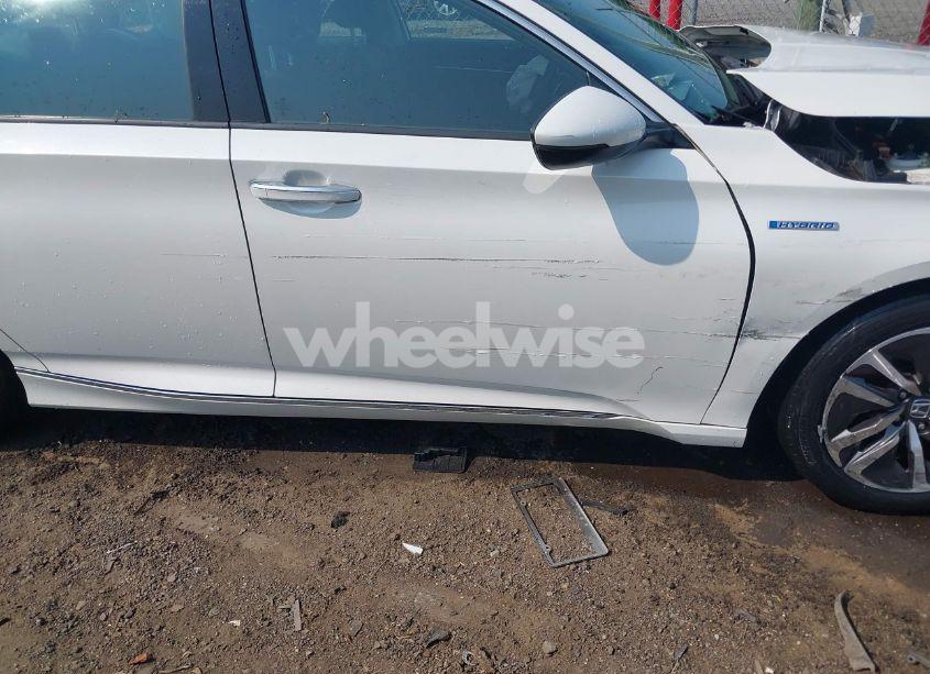 Photo 18 of 2019 Honda Accord HYBRID TOURING (VIN 1HGCV3F98KA001286)