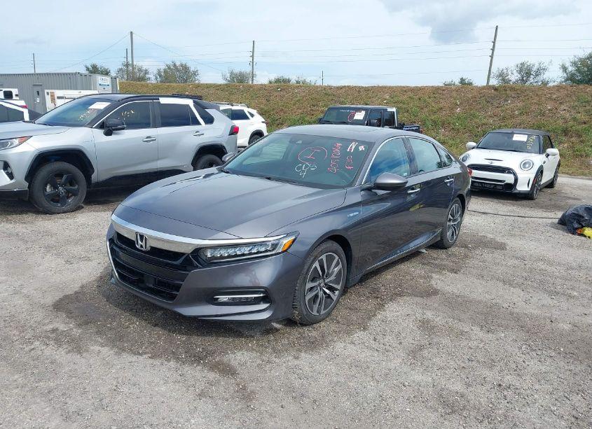Photo 2 of 2020 Honda Accord HYBRID TOURING (VIN 1HGCV3F98LA002021)