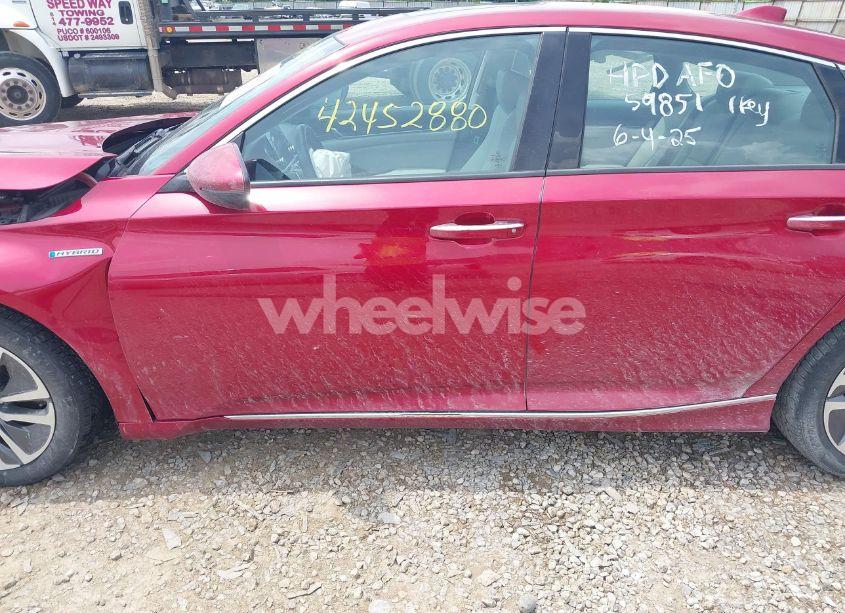 Photo 15 of 2018 Honda Accord HYBRID TOURING (VIN 1HGCV3F9XJA006584)