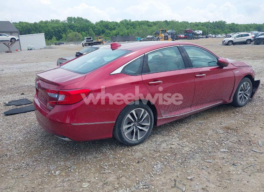 Photo 4 of 2018 Honda Accord HYBRID TOURING (VIN 1HGCV3F9XJA006584)