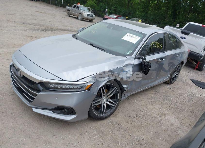 Photo 2 of 2022 Honda Accord HYBRID TOURING (VIN 1HGCV3F9XNA006641)