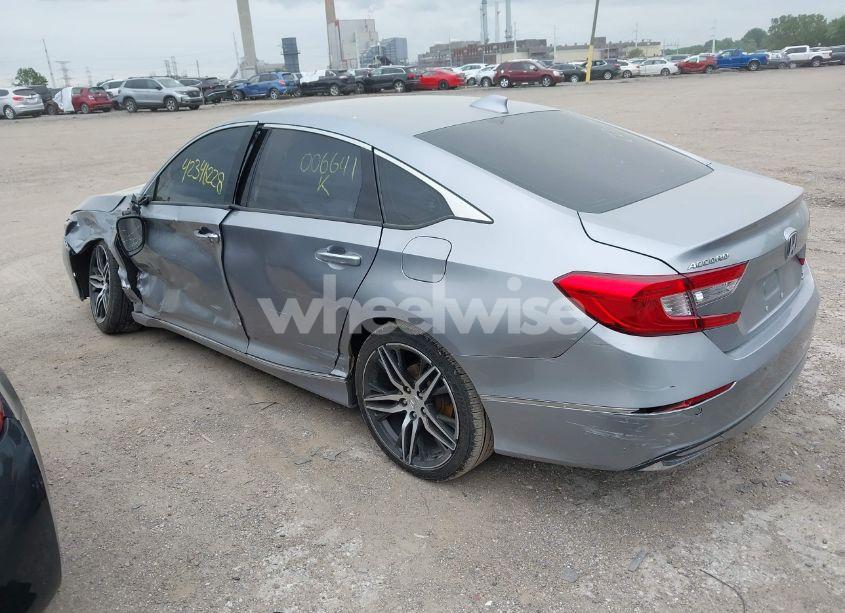 Photo 3 of 2022 Honda Accord HYBRID TOURING (VIN 1HGCV3F9XNA006641)