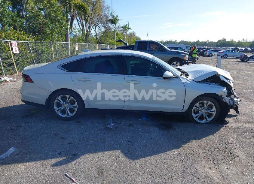 Photo 13 of 2023 Honda Accord LX (VIN 1HGCY1F20PA014359)