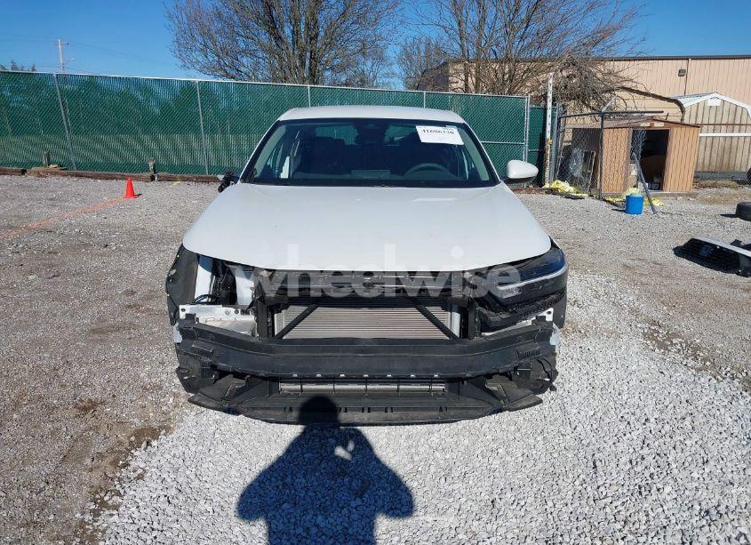 Photo 13 of 2023 Honda Accord LX (VIN 1HGCY1F20PA014538)
