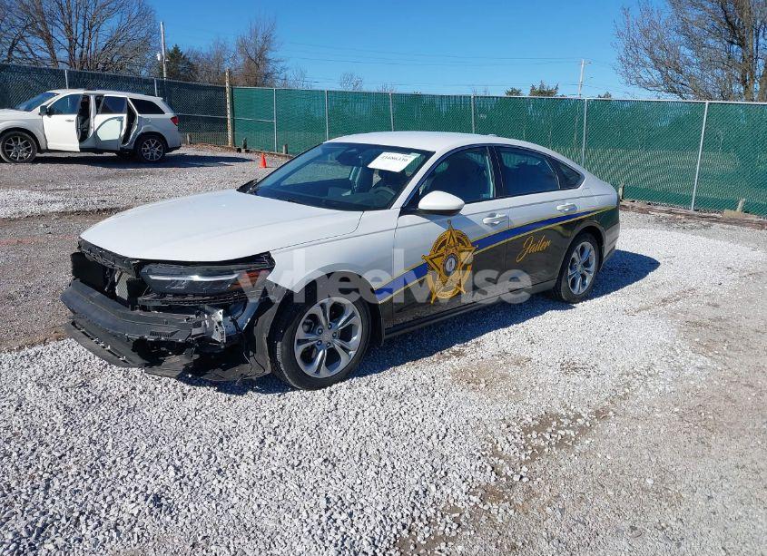 Photo 2 of 2023 Honda Accord LX (VIN 1HGCY1F20PA014538)