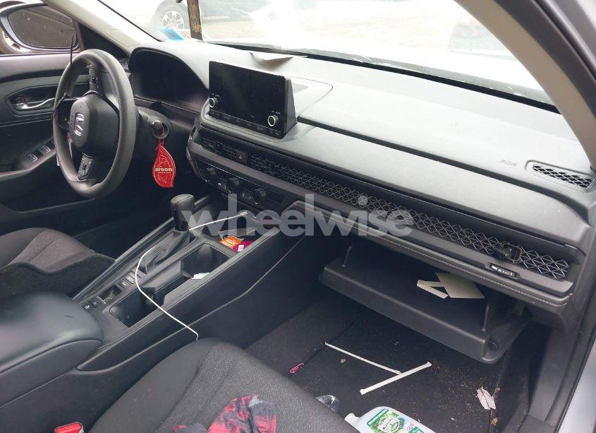 Photo 5 of 2025 Honda Accord LX (VIN 1HGCY1F20SA004746)