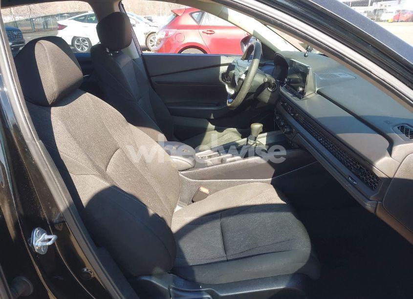Photo 5 of 2023 Honda Accord LX (VIN 1HGCY1F22PA035388)