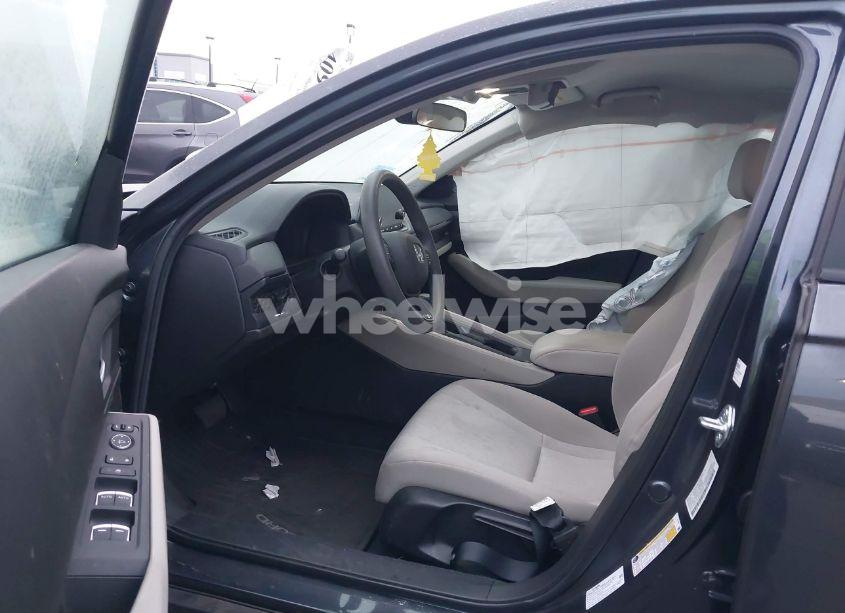 Photo 5 of 2023 Honda Accord LX (VIN 1HGCY1F24PA004403)