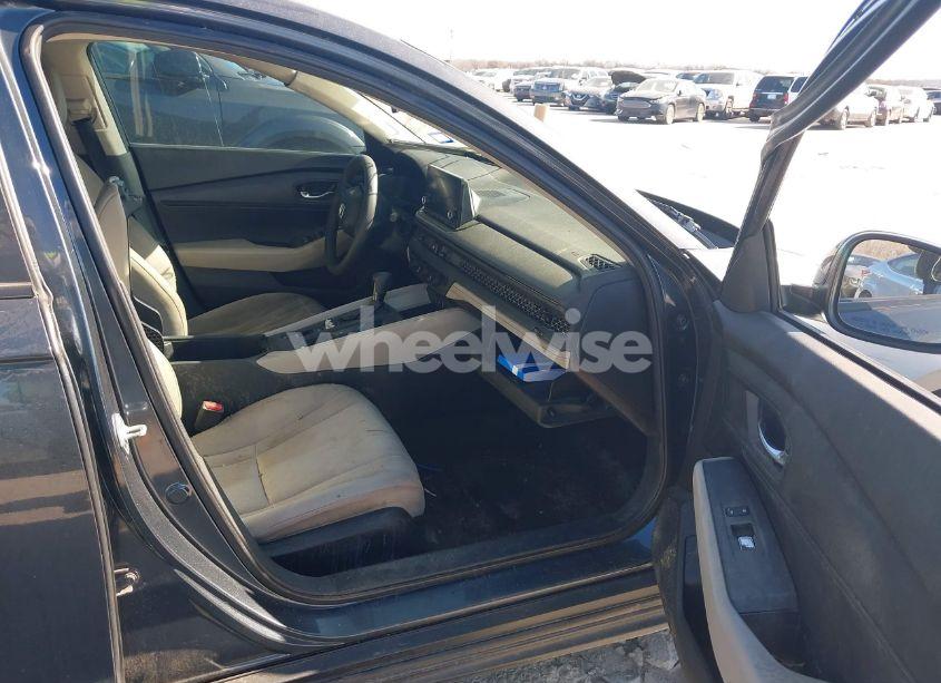 Photo 5 of 2024 Honda Accord LX (VIN 1HGCY1F24RA005540)