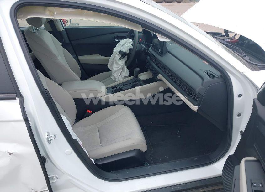 Photo 5 of 2024 Honda Accord LX (VIN 1HGCY1F24RA034701)