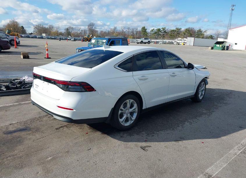 Photo 4 of 2023 Honda Accord LX (VIN 1HGCY1F25PA016060)