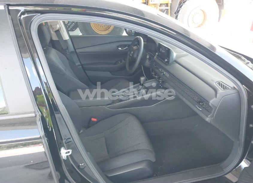 Photo 5 of 2025 Honda Accord LX (VIN 1HGCY1F25SA014110)