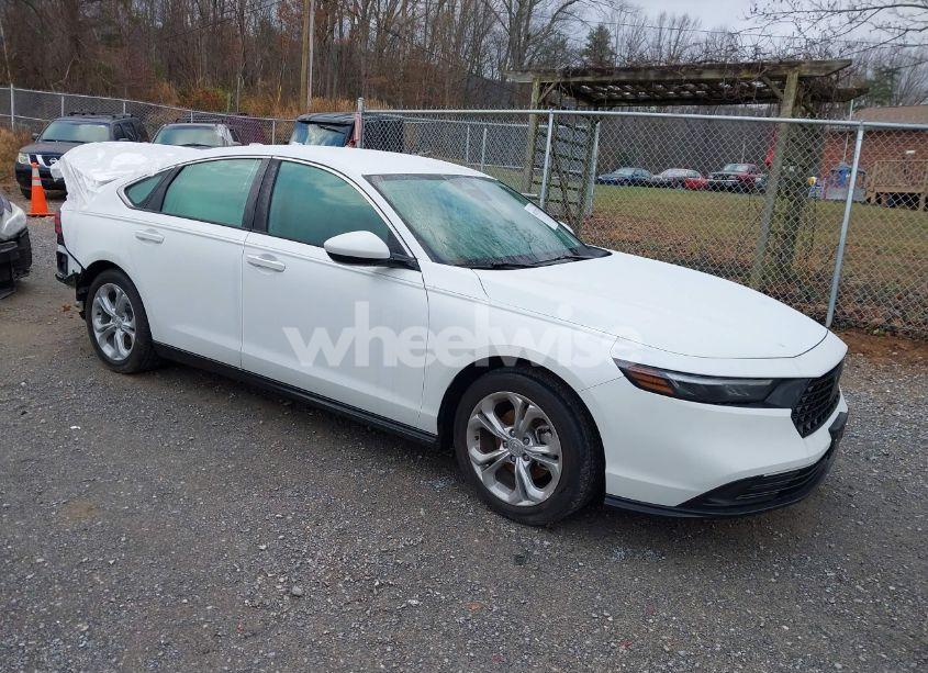 2023 Honda Accord LX (VIN 1HGCY1F26PA014589) main photo