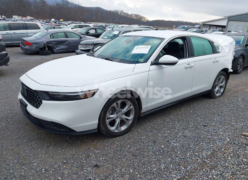 Photo 2 of 2023 Honda Accord LX (VIN 1HGCY1F26PA014589)