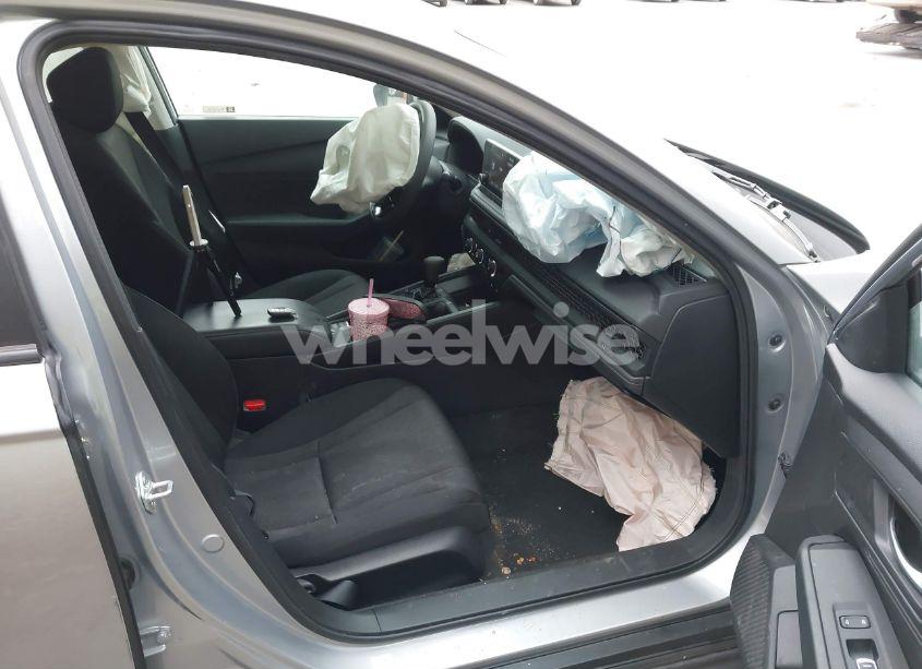 Photo 5 of 2024 Honda Accord LX (VIN 1HGCY1F26RA010433)