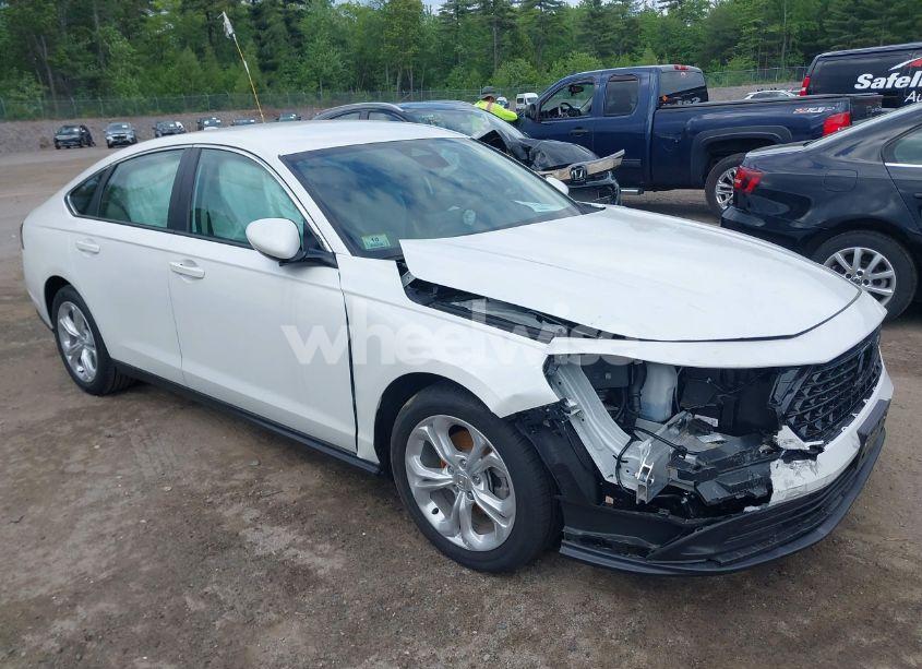 2024 Honda Accord LX (VIN 1HGCY1F26RA092129) main photo