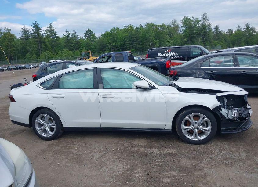 Photo 14 of 2024 Honda Accord LX (VIN 1HGCY1F26RA092129)