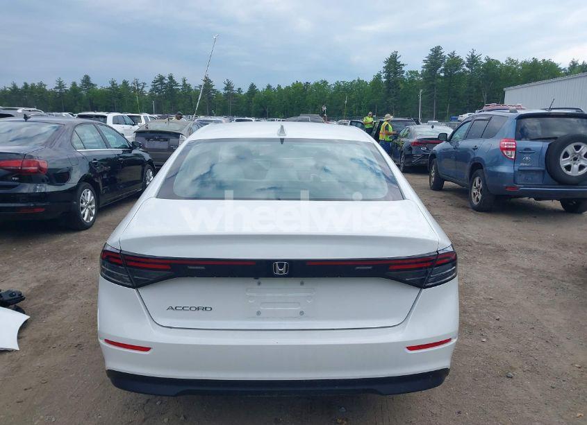 Photo 17 of 2024 Honda Accord LX (VIN 1HGCY1F26RA092129)