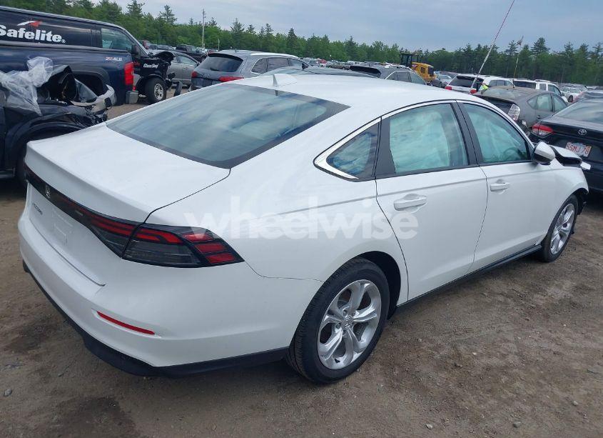 Photo 4 of 2024 Honda Accord LX (VIN 1HGCY1F26RA092129)