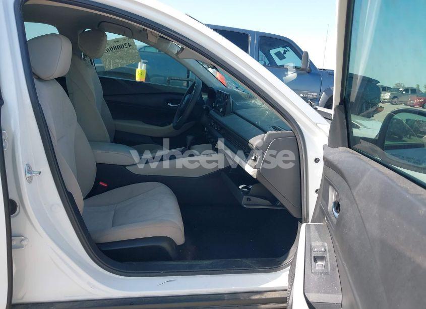 Photo 5 of 2023 Honda Accord LX (VIN 1HGCY1F27PA004220)