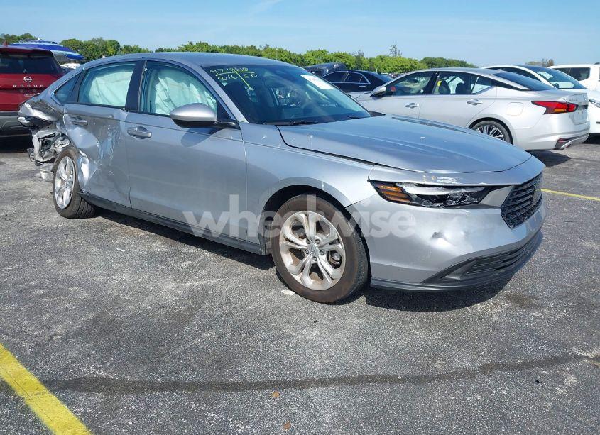 2024 Honda Accord LX (VIN 1HGCY1F27RA069779) main photo